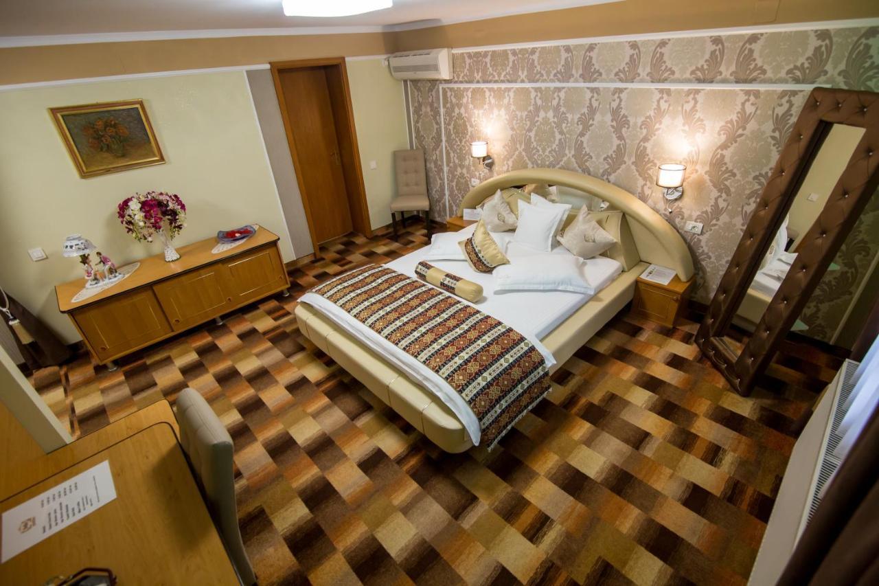 Pensiunea Sofia Timisoara Luaran gambar